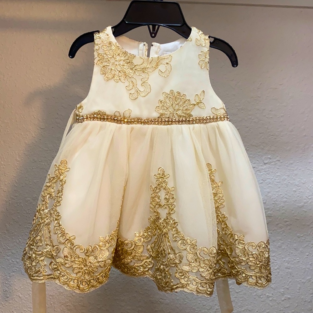 6-9M Girl’s Gold Christmas Dress